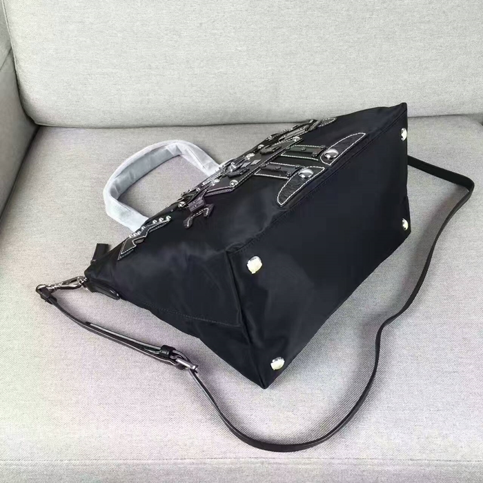mmexport1496384922070.jpg