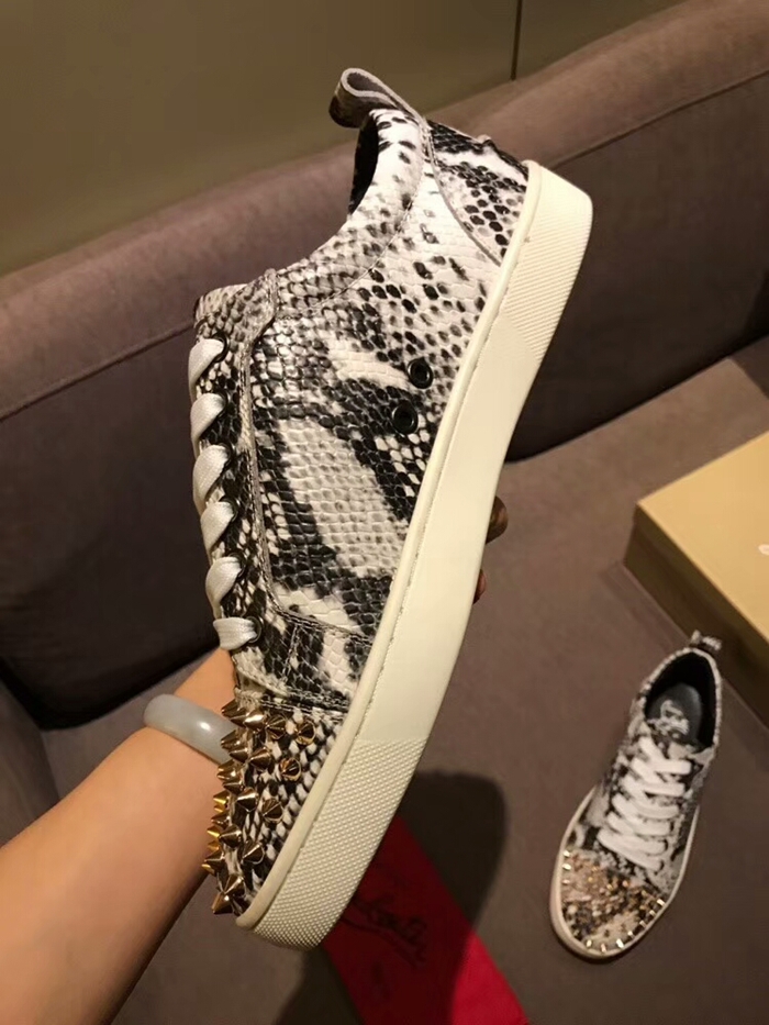 mmexport1519116266636.jpg