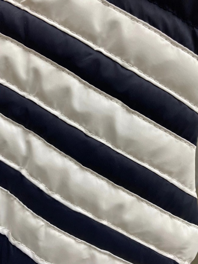 mmexport1634093704148.jpg