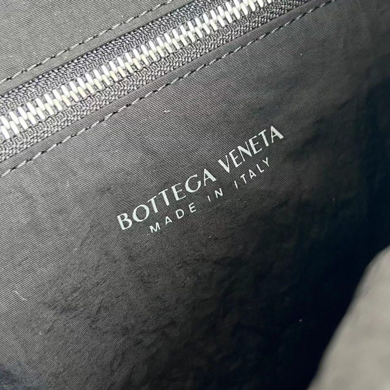 2024101714182612.jpg