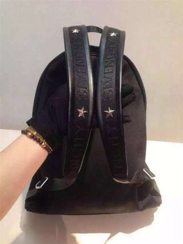 2015061317145010.jpg