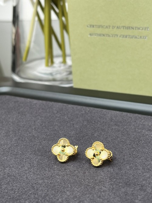 반클리프 귀걸이