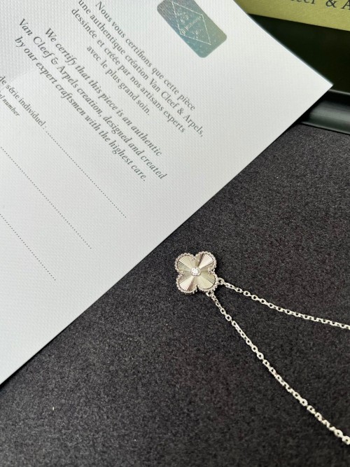 반클리프 목걸이