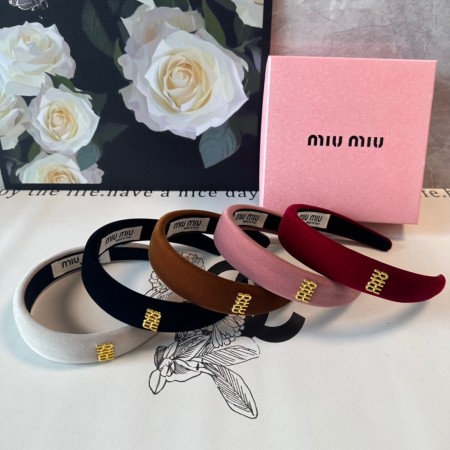 미우미우 머리띠