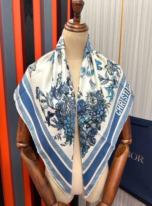 디올 스카프