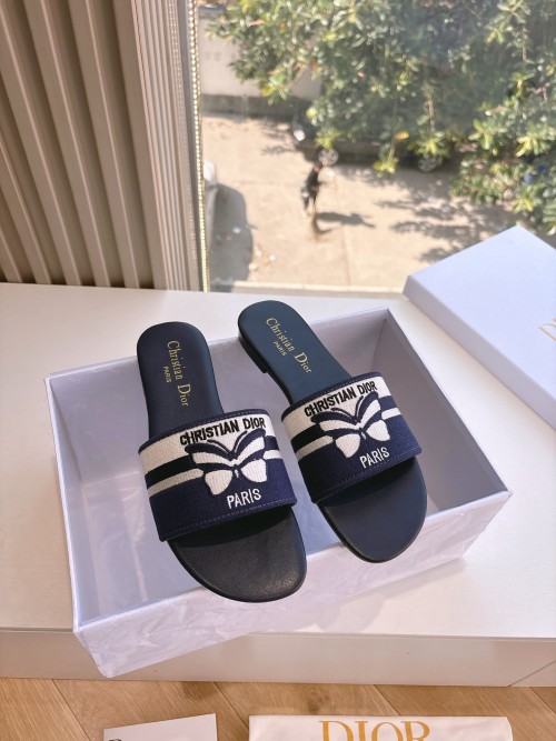 디올 슬리퍼