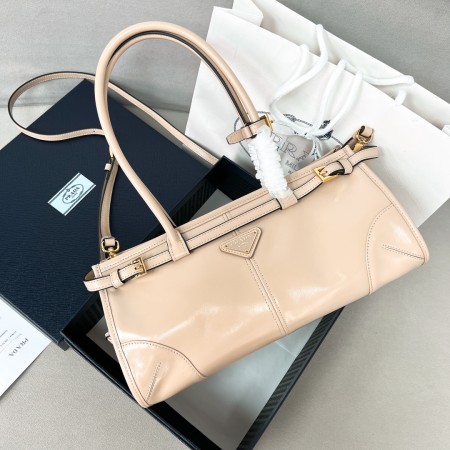 프라다 럭스 소프트백 스몰