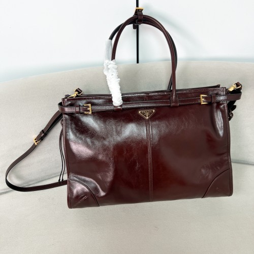 프라다 럭스 소프트백 라지