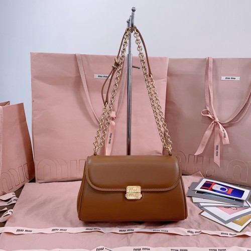 미우미우 체인백