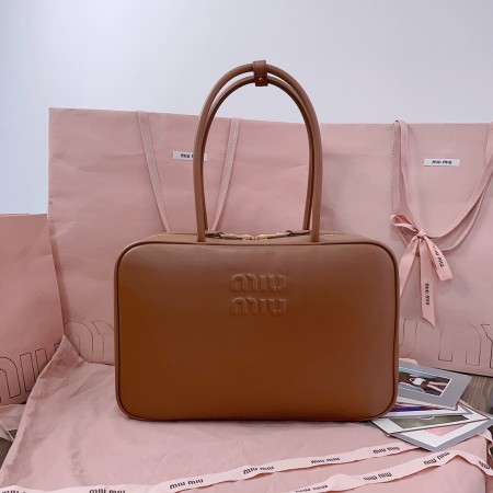 미우미우 아르카디