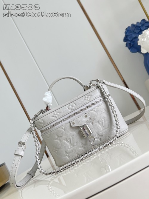 루이비통 M13593