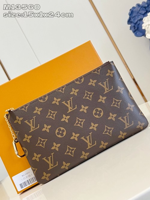 루이비통 M13560
