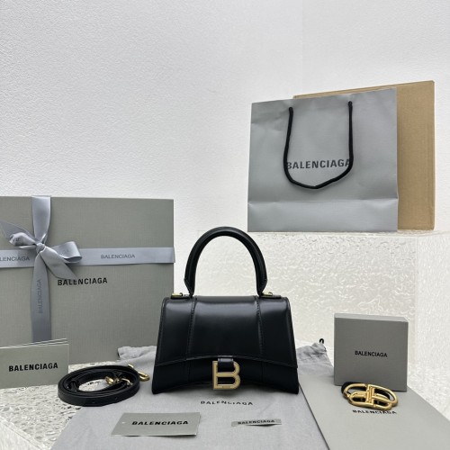 발렌시아가 아워글래스