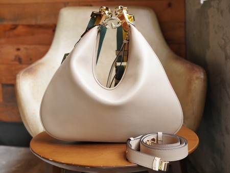 구찌 702823 숄더백