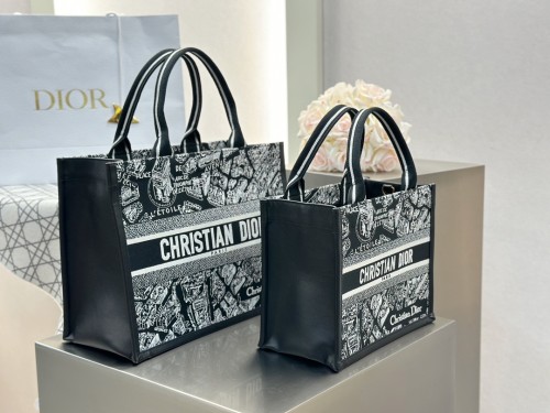 디올 토트백