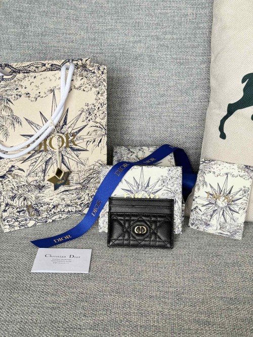 디올 카드지갑