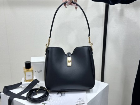 셀린느 까미유백