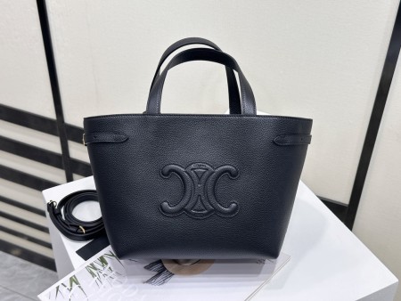 셀린느 아나이스백