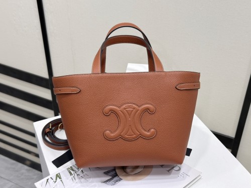 셀린느 아나이스백