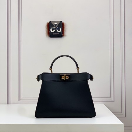 펜디 피카부 아이씨유