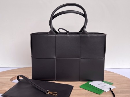 보테가 아르코 토트백