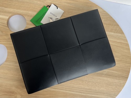 보테가 클러치백