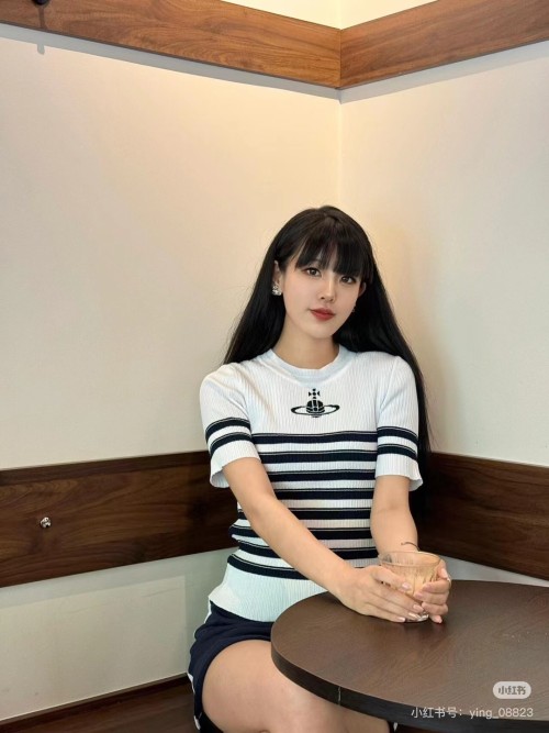 비비안웨스트우드 반팔