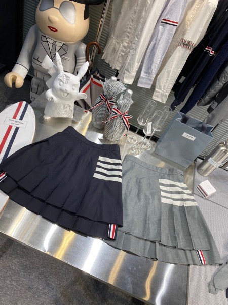 톰브라운 스커트