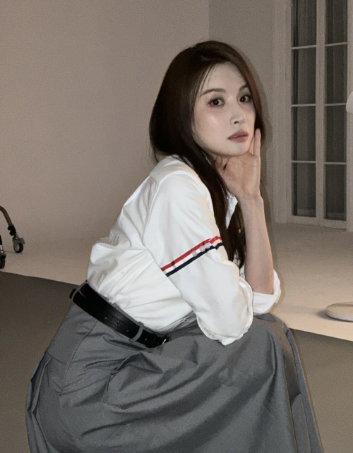 톰브라운 셔츠 남녀공용