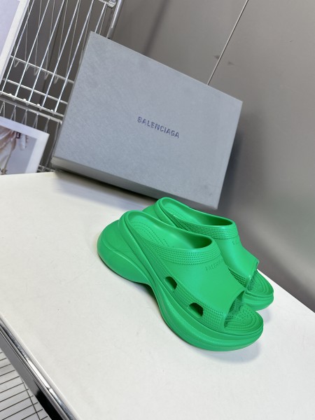 발렌시아 슬리퍼