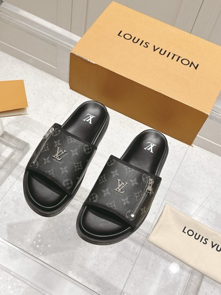 루이비통 슬리퍼