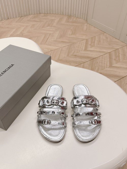 발렌시아가 슬리퍼