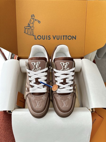 루이비통 스니커즈