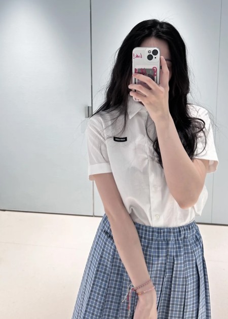 미우미우 반팔셔츠