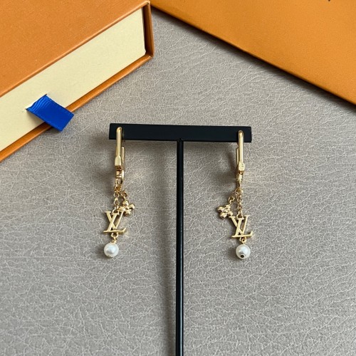 루이비통 귀걸이