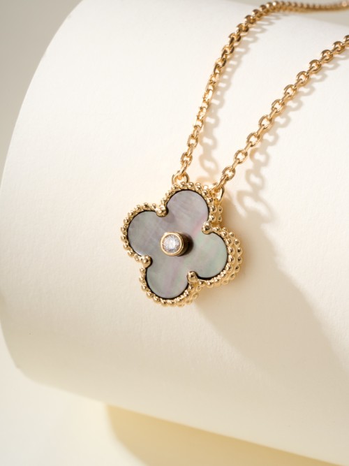 반클리프 목걸이