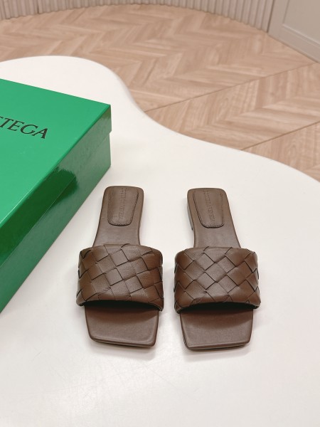 보테가 슬리퍼
