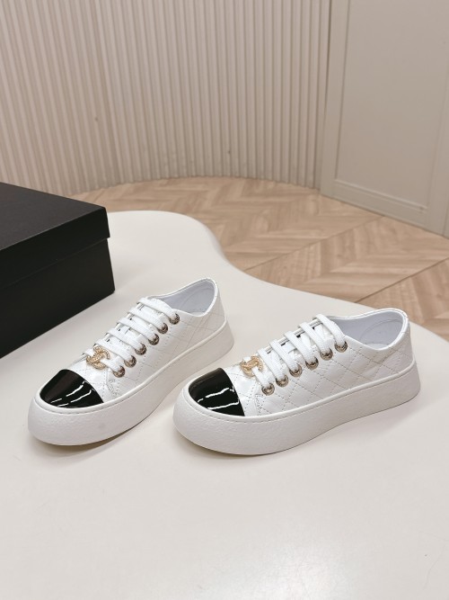 샤**넬 스니커즈