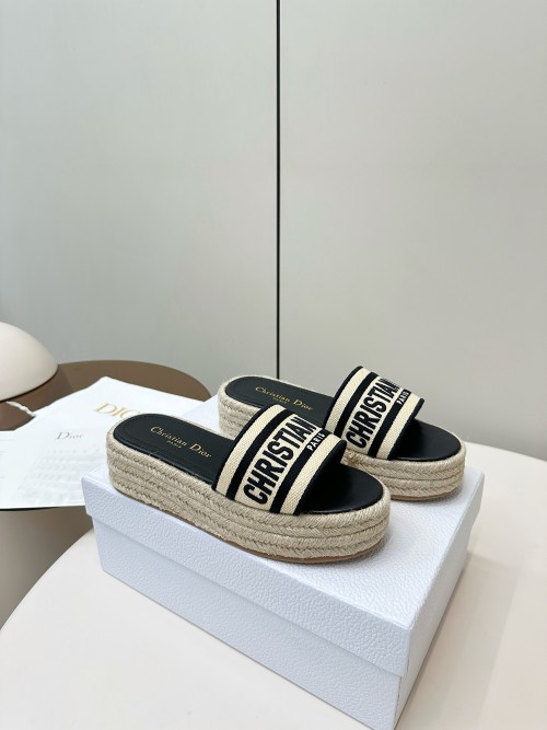 디올 슬리퍼