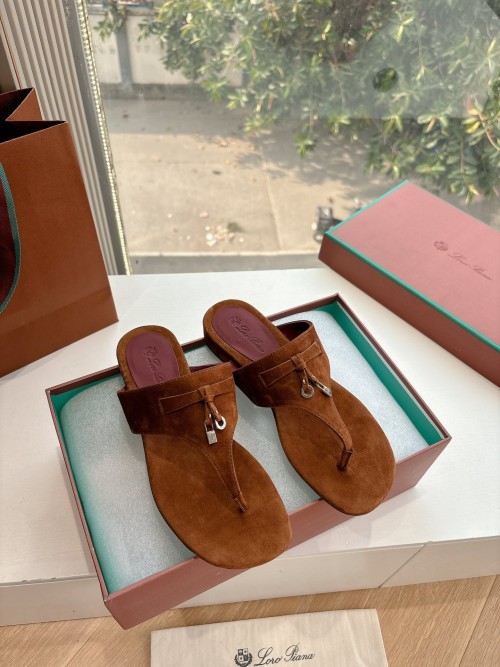 로로피아나 쪼리