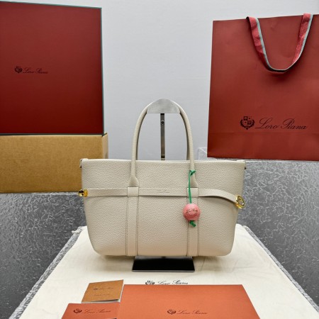 로로피아나 쇼퍼백