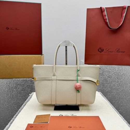 로로피아나 쇼퍼백