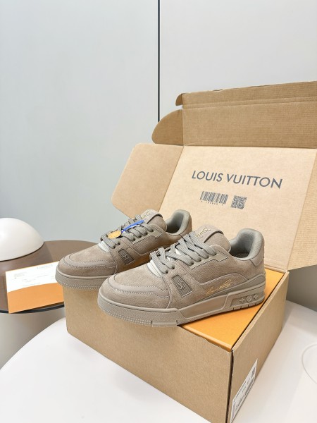 루이비통 스니커즈