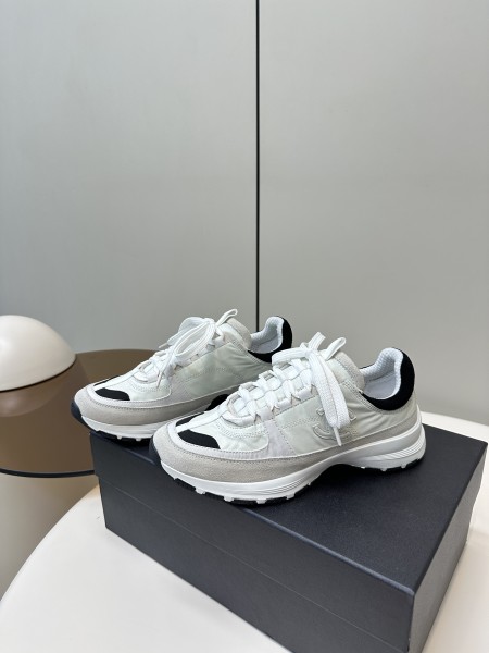 샤**넬 스니커즈