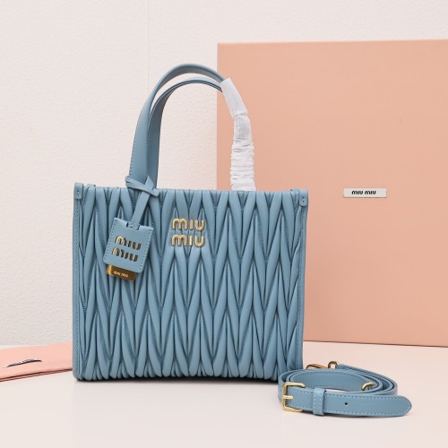 미우미우 마테라쎄