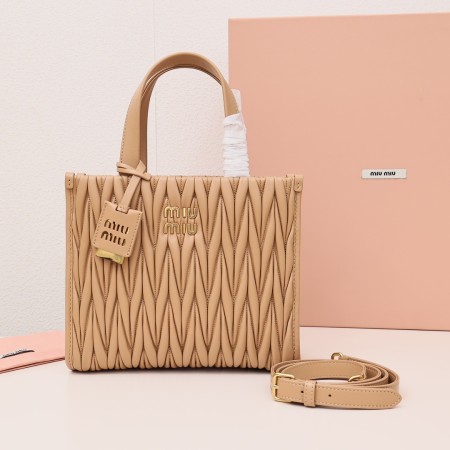 미우미우 마테라쎄