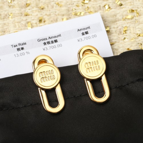 미우미우 귀걸이