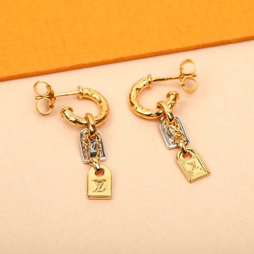 루이비통 귀걸이