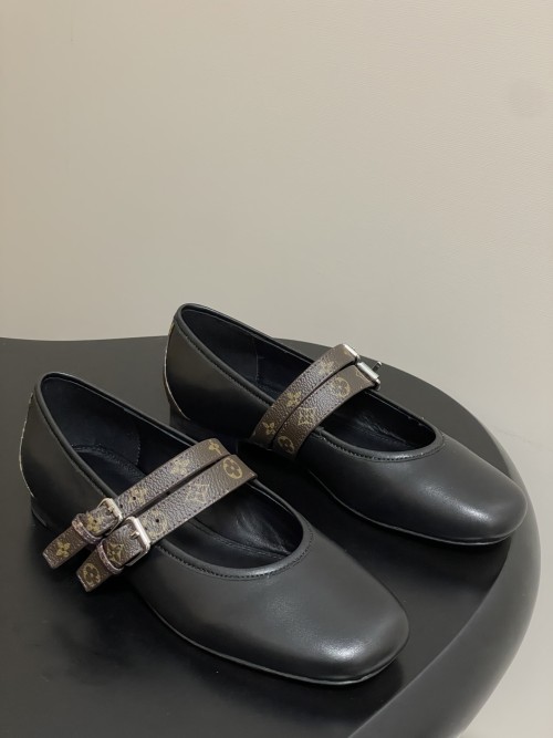 루이비통 플랫슈즈