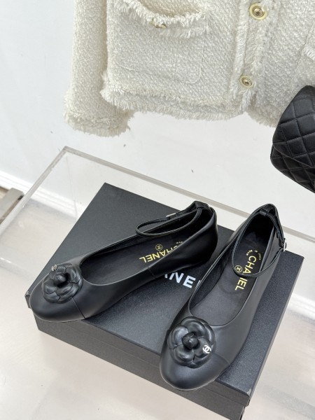 샤**넬 플랫슈즈